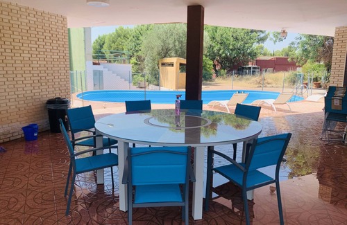 Olocau Ski Chalet | villa la pequeña. a 20 minutos de valencia