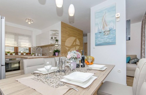 Veliki Drvenik Apartment | Villa LA-Two Bedroom Apartment with Terrace