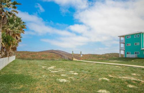 Port Aransas House | Villa Laguna - Pet Friendly! Beach Gear Credit Included!