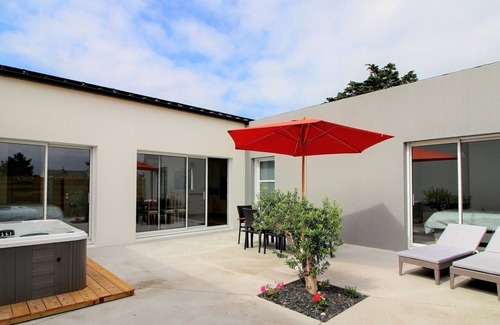 Santec House | Villa le Nid Des Dunes & Spa-1 Front de Mer