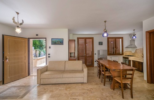 Monteverdi Marittimo Villa | Villa 'Le Querciolaie - Contessa 1' with Mountain View and Shared Pool