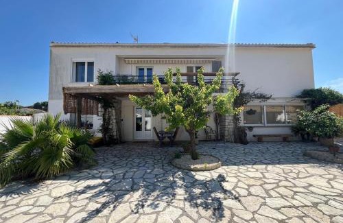 Le Grau-Du-Roi Apartment | VILLA LES SALINES Maison de Vacances au Grau du Roi