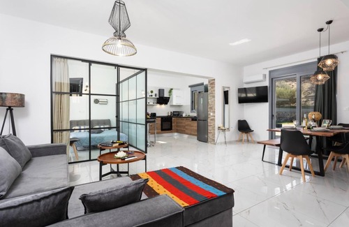 Lardos Villa | Villa Livis 2 - Three Bedroom Villa, Sleeps 8