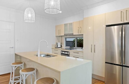 Miami House | Villa Luxe Miami, Heated Pool, 5 min walk to beach