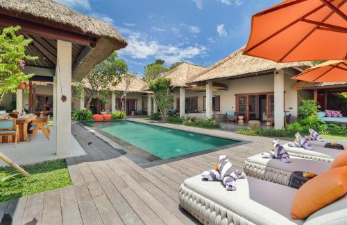Dyanapura Villa | Villa Mahkota Seminyak