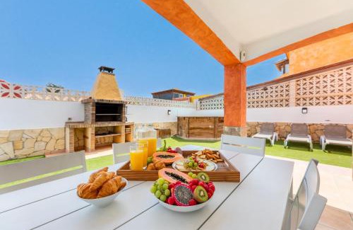 Geafond Villa | Villa Majorera Private Pool Corralejo By Holidays Home