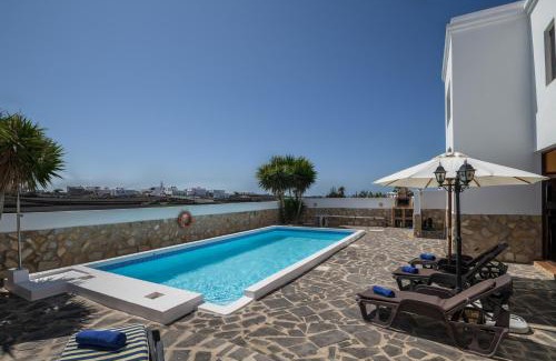 El Cuchillo Villa | Villa María