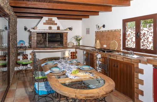 Villaverde Ski Chalet | Villa Maravilla heated pool and salt water