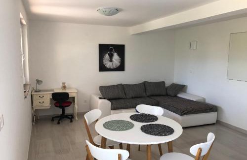 Silo Villa | Villa Maria