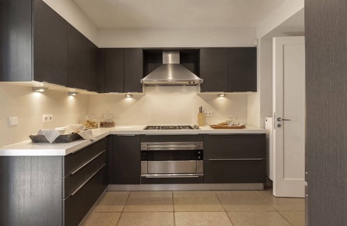 Kosta Villa | Villa Marlina - Six Bedroom Villa, Sleeps 12