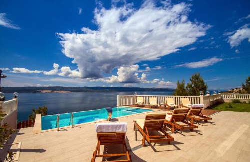 Lokva Rogoznica Villa | Villa MIRNA with heated pool & whirlpool, traditional wine bar, 150m from sea