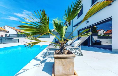 Njivice Villa | Villa Mondo Adria