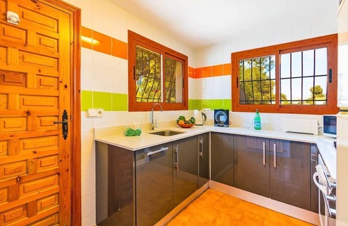 Costa Nova Villa | Villa Moreno with Large Private Pool