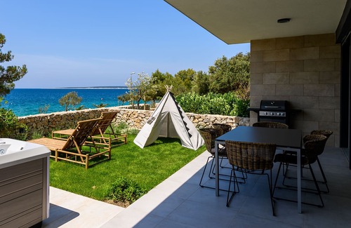 Mandre Villa | Villa Natura luxury apartments, apartment Lavender