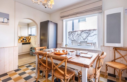 Koksijde-Bad Villa | Villa near De Panne Beach with Sea Views