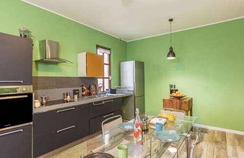 Castelnuovo del Garda Villa | Villa "Nest" with Private Terrace, Private Garden & Wi-Fi