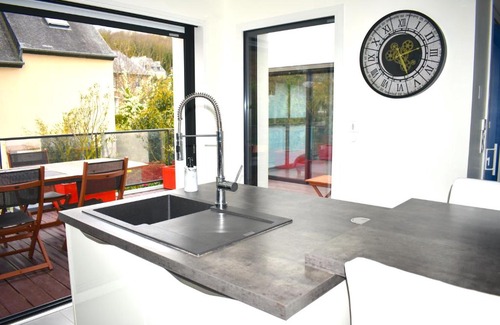 Plerin Villa | Villa neuve sur pilotis vue mer à 30m de la plage