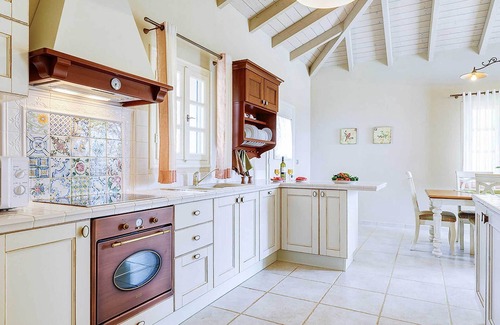 Antipata Villa | Villa Nikolas - Three Bedroom Villa, Sleeps 6
