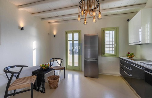 Houlakia Villa | Villa Nirvana- Calm, Relaxing and no Wind!