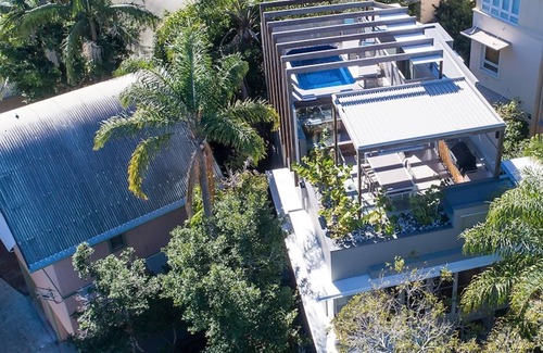 Noosa Heads Villa | Villa One Five - Rooftop Plunge Pool and BBQ.