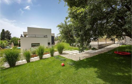 Banjole House | Villa One Way