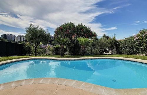 Gairaut Apartment | Villa Paradiso, logement avec piscine, Nice Nord