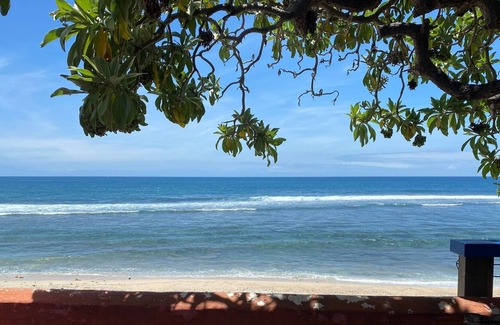 Grand Fond Villa | Villa Perle de Corail with pool-spa 'feet in the water' direct lagoon access