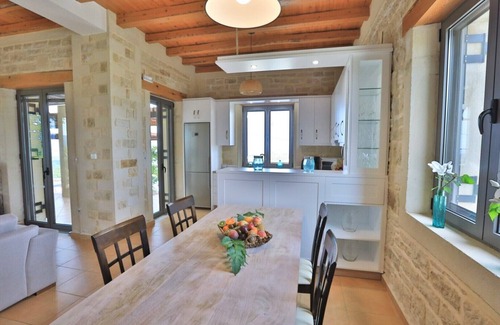 Monopari Villa | Villa Pegasus with fantastic panoramic views near Rethymnon