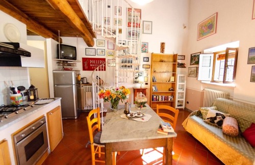 Vicopelago Villa | Villa Peonia - Tuscan farmhousse with pool