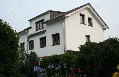 Muhlheim Apartment | VILLA PEONY - WOHLFÜHL vacation home with large south-facing terrace