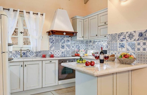 Antipata Villa | Villa Persephone - Three Bedroom Villa, Sleeps 6