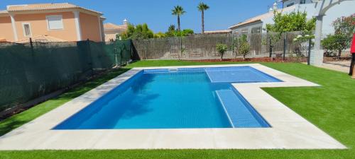 Figueiral Apartment | Villa Pretty Stunning House with Garden and Private Swimming Pool