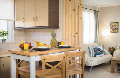 Anafonitria Villa | Villa Provenza