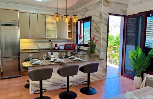 Puerto Rico Villa | Villa Puerto Rico & Private Heated Saltwater Pool With Jacuzzi