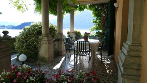 Fiumelatte Apartment | Villa Reginella