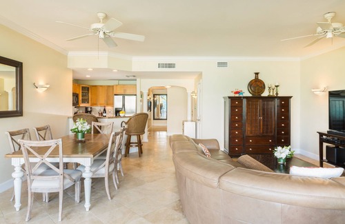 Bouvet Island Condo | Villa Renaissance 206: Luxury Oceanfront 2 Bedrooms on Grace Bay with Ocean View
