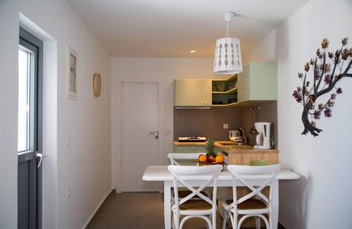 Imerovigli Apartment | Villa Renieris in Imerovigli, Santorini