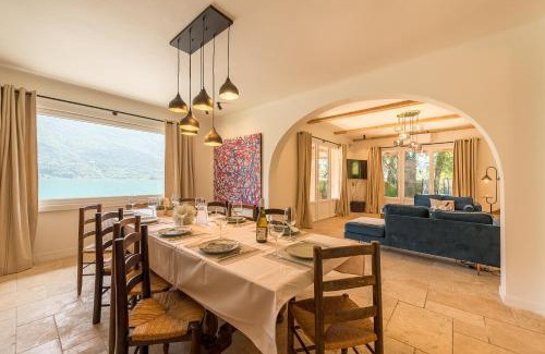 Chaparon House | Villa Riviera - Plage privée et vue lac