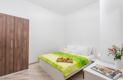 Silo Apartment | Villa Romana and Tea