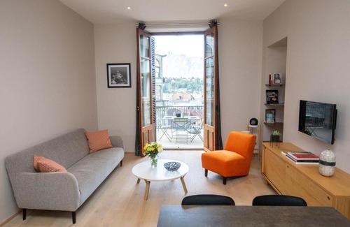 Aix-les-Bains City Center Apartment | Villa Saint Enogat
