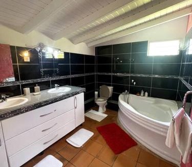 Les Abymes House | Villa Salomon, 5min Marina, 10min des plages