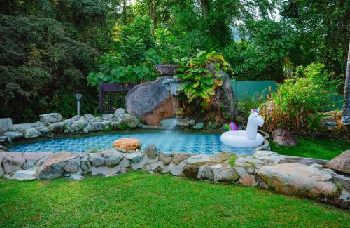 Larut Villa | Villa Sapphire by Blue Robin - Private Taiping Villa 20pax River & Waterfall