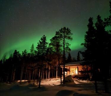 Inari Villa | Villa Sarmi - a true off-the-grid hut