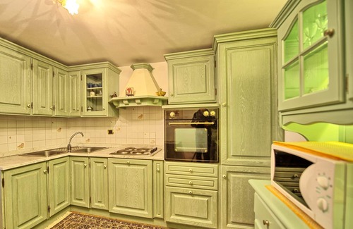 Corsanico Villa | Villa Sophia - Holiday Villa Rental in Viareggio