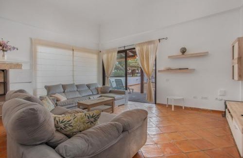 La Oliva Villa | Villa Sosha - Carpe Mundi