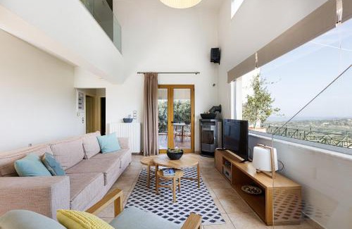 Paidochori Villa | Villa Staride, sea view, private heated pool, playground