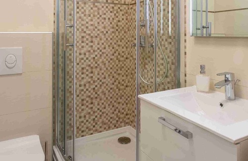 Milna House | Villa Stonehouse