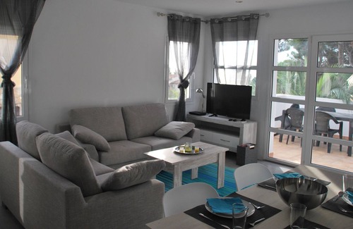 Moravit Villa | VILLA STYLE IBIZA air-conditioned and renovated. beaches 400m, city center 800m.