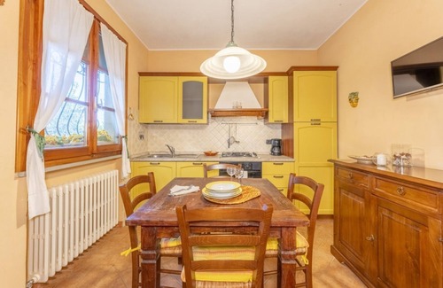 Gambassi Terme Apartment | Villa Sunshine - Ulivo apartment