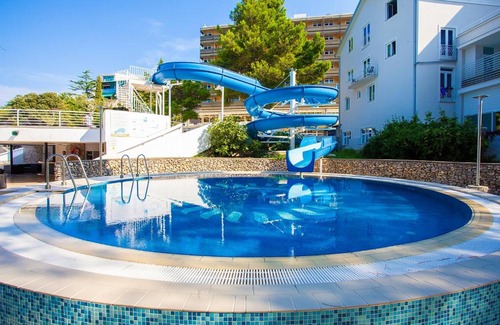 Krk Hotel | Villa Tamaris - Hotel Resort Dražica